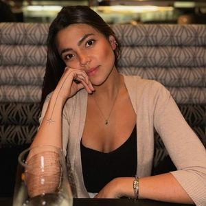 Meet your Posher, Cristina